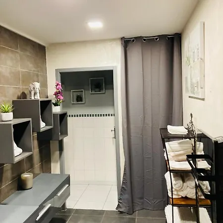 Des Terres Blanches Appartement *